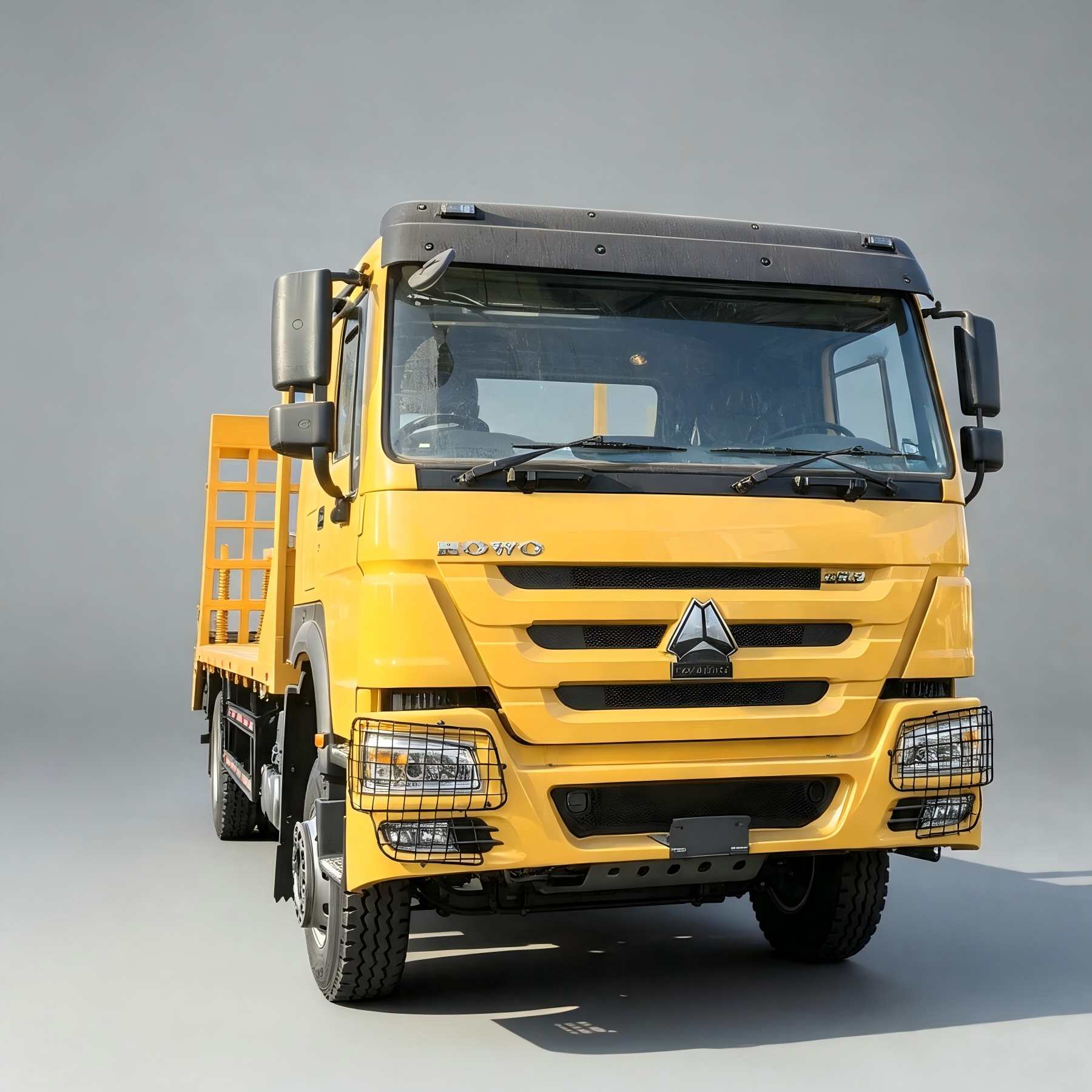 Sinotruck Howo 4×2 lowbed Cargo Truck - Image 2