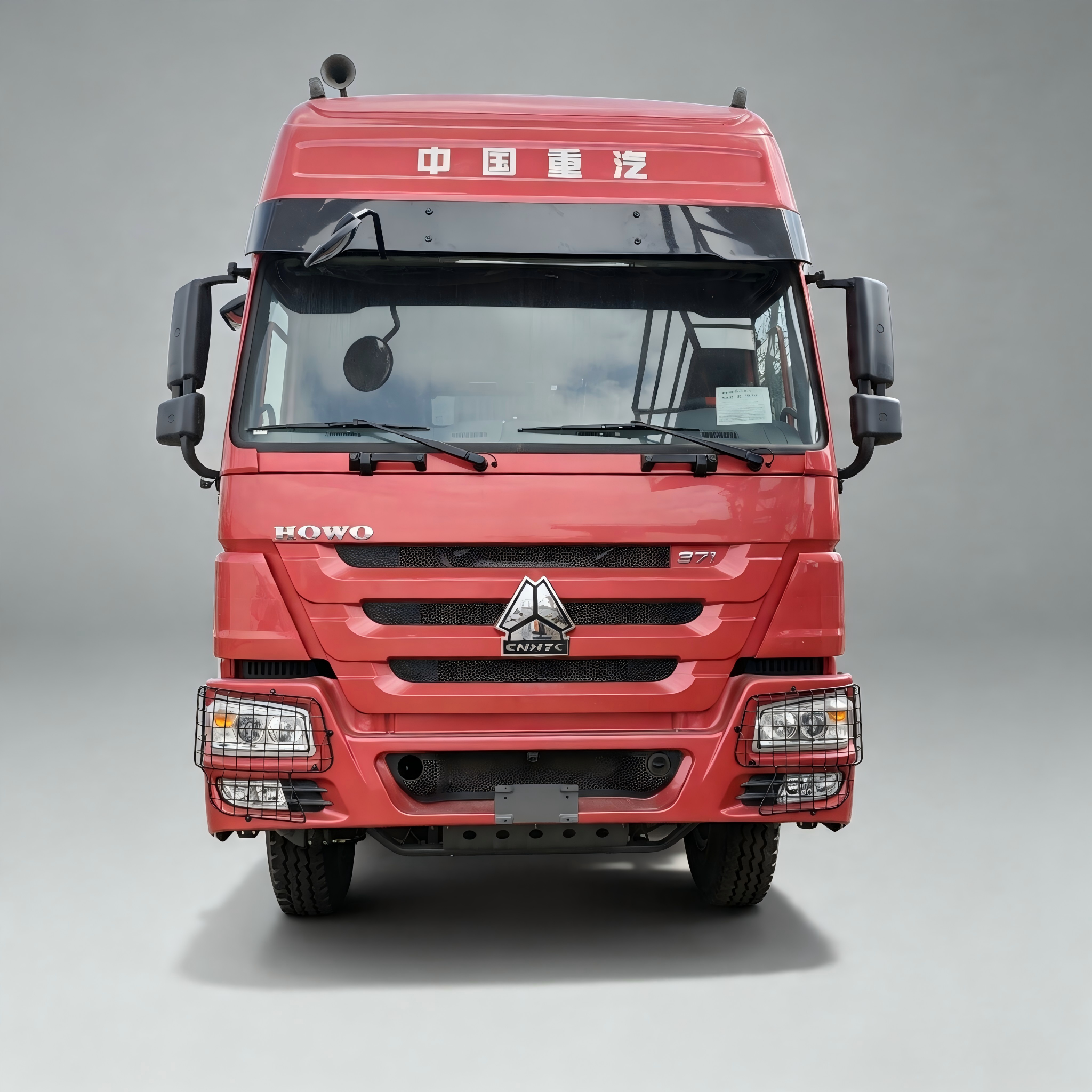 Sinotruk Howo 8x4 Box Cargo Truck - Image 2