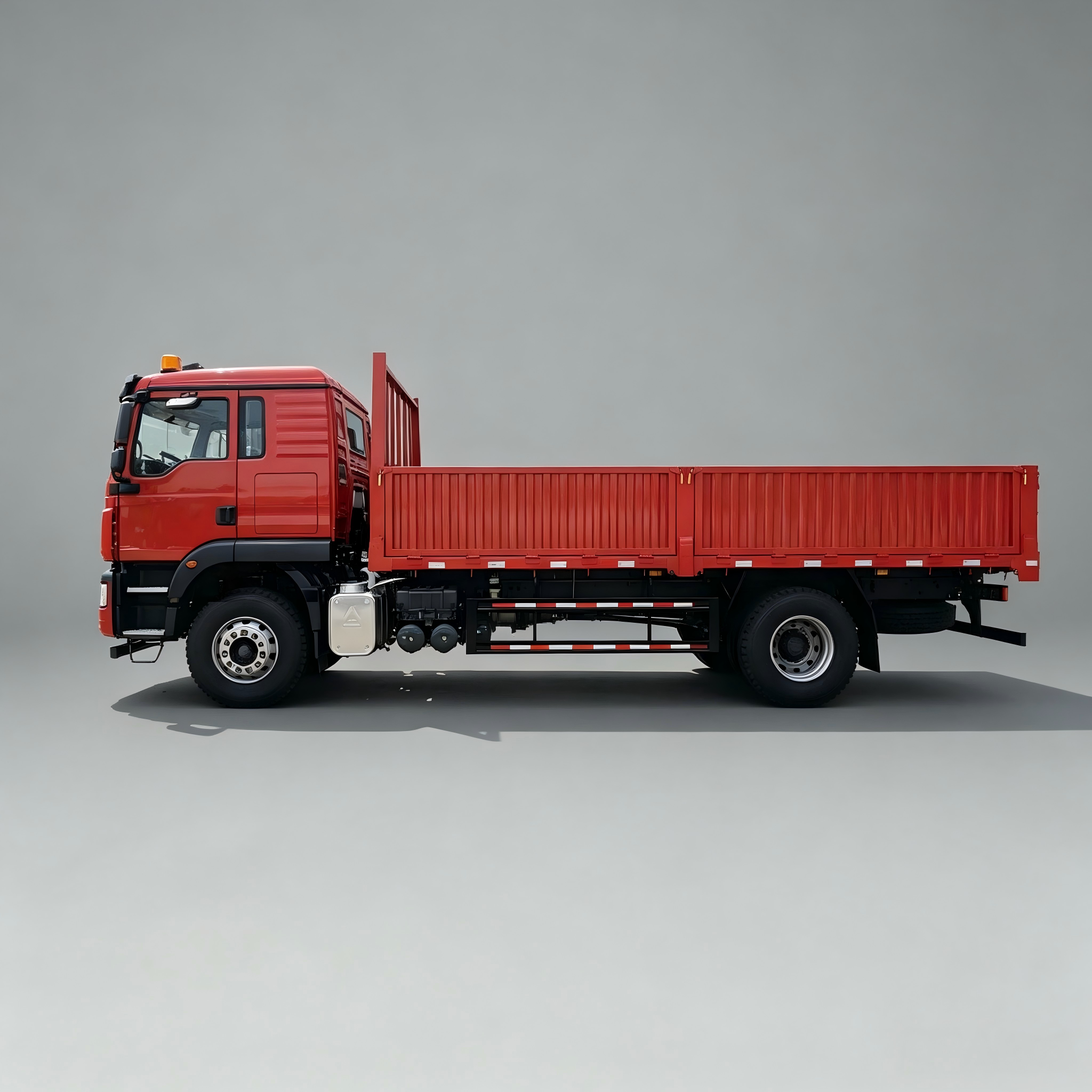 Sinotruk Howo Tx 8x4 Flatbed cargo truck - Image 2