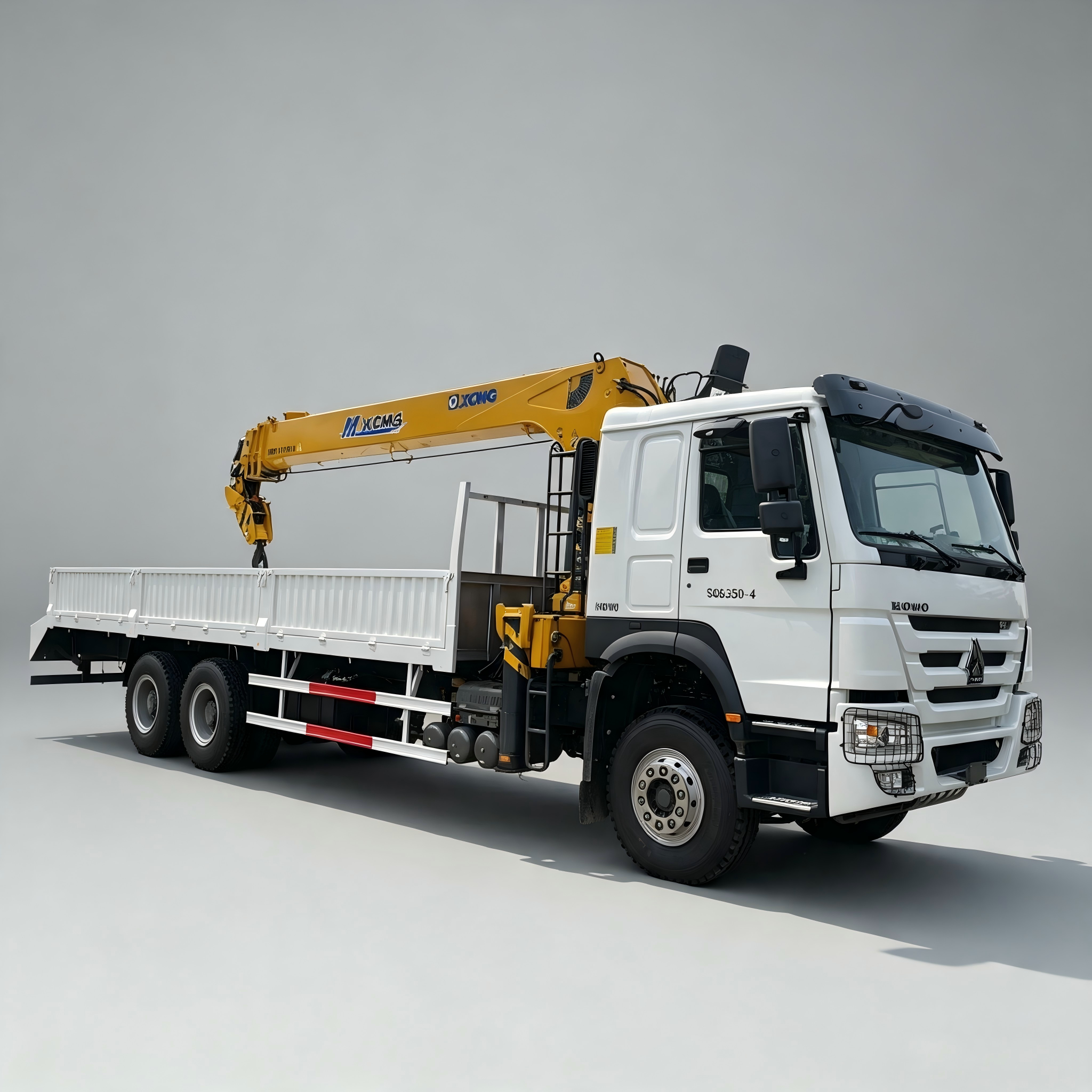 SINOTRUK HOWO 6×4 CRANE TRUCK - Image 4